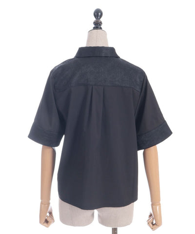 Metal Tip Collar Short Sleeve Blouse
