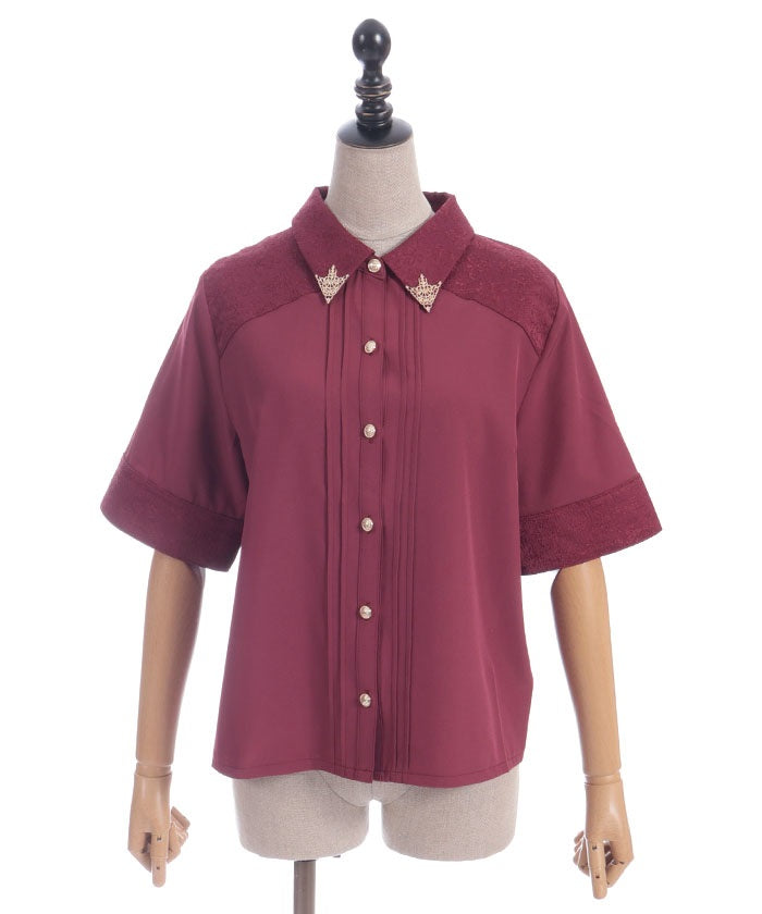 Metal Tip Collar Short Sleeve Blouse