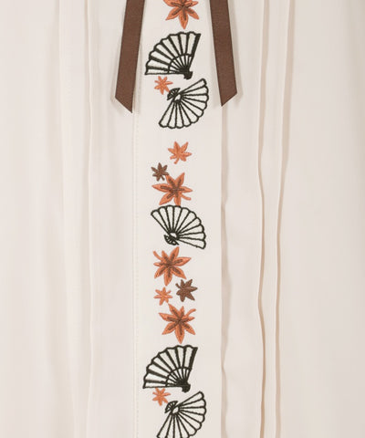 Folding Fan & Autumn Leaves Embroidery Sailor Blouse