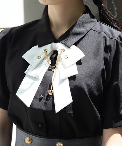 Eyelet & Chain Ribbon Blouse