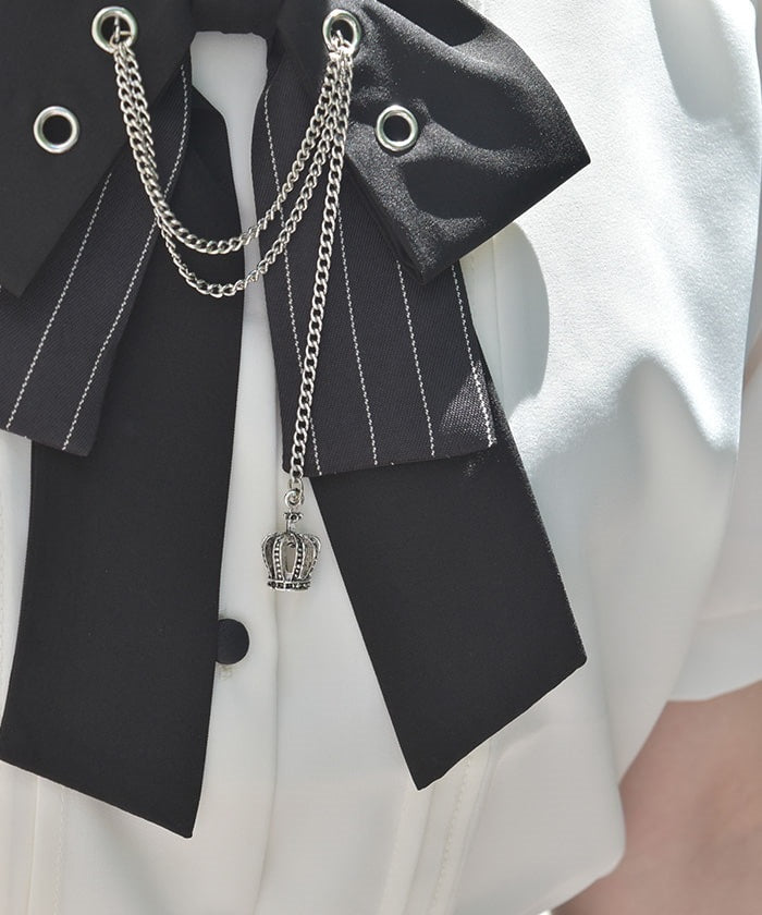 Eyelet & Chain Ribbon Blouse