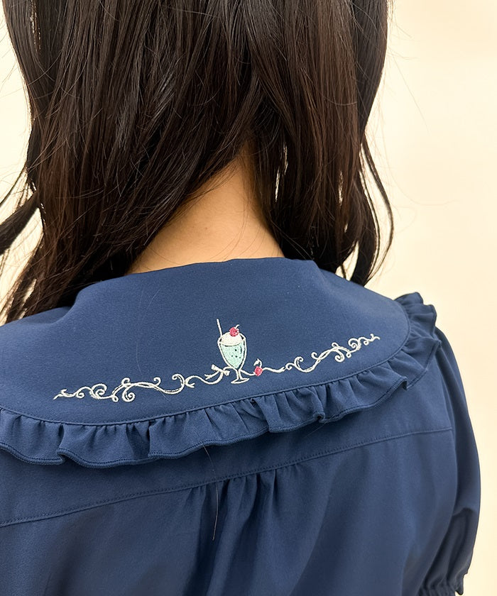 Retro Cafe Embroidery Puff Sleeve Blouse