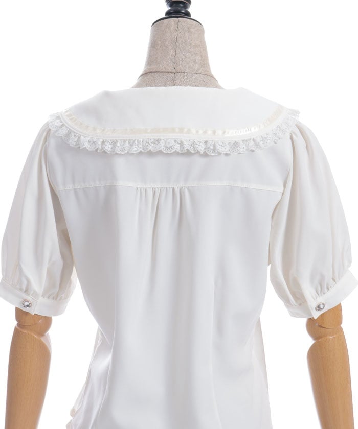 Tulip Embroidery Blouse with Ribbon