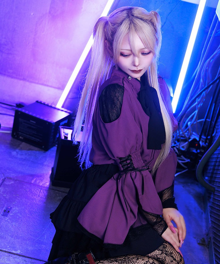 2-Way Ribbon Flare Sleeve Blouse