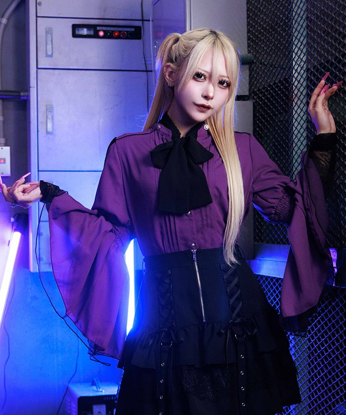 2-Way Ribbon Flare Sleeve Blouse