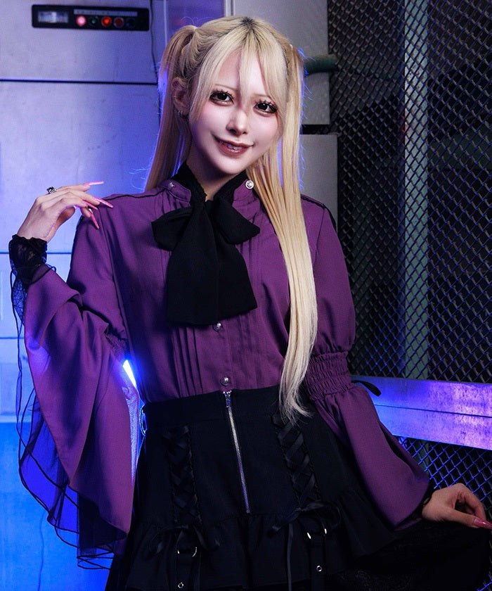 2-Way Ribbon Flare Sleeve Blouse