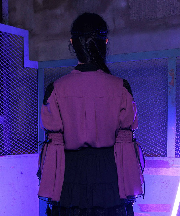 2-Way Ribbon Flare Sleeve Blouse