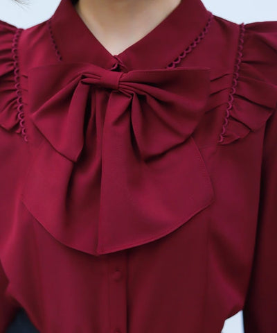 Big Ribbon Round Collar Blouse