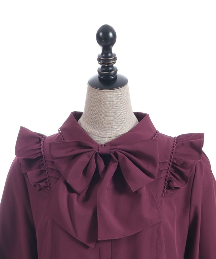 Big Ribbon Round Collar Blouse