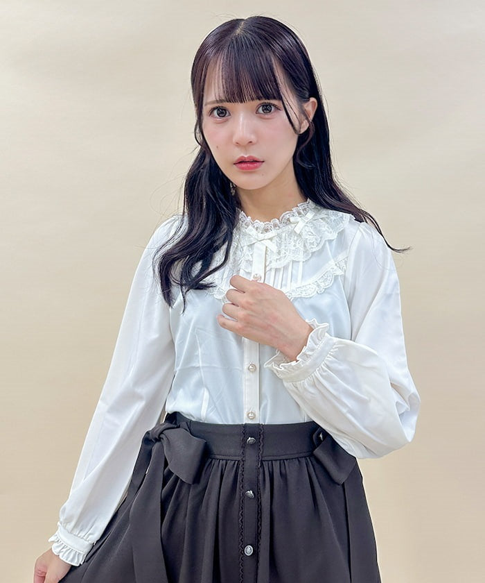 Ribbon Collar Frill Blouse