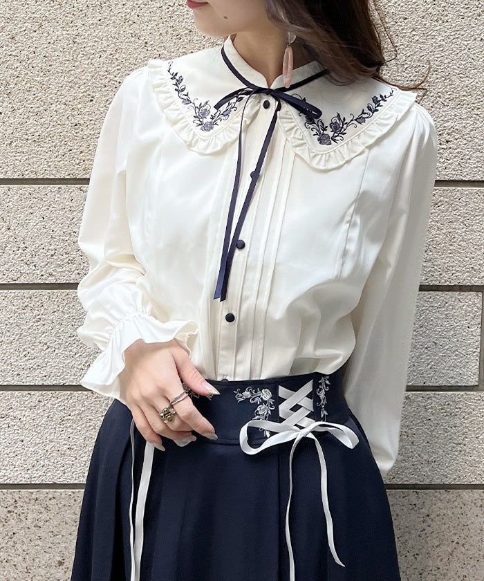 Bouquet Embroidery Frill Collar Blouse