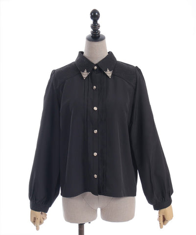 Metal Tip Collar Blouse