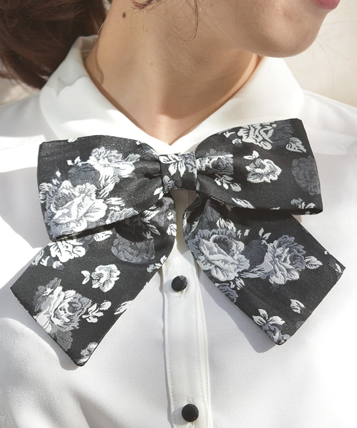 Blouse with Jacquard Ribbon