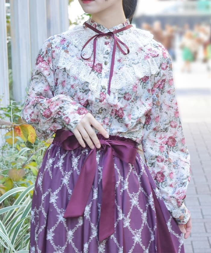 Flower Garden Pattern Blouse