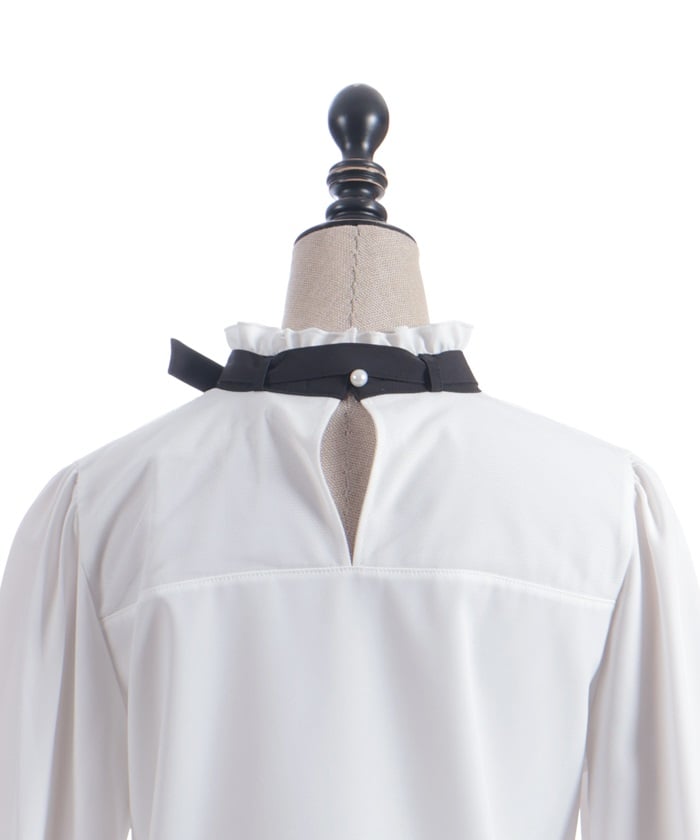 Belt Design Embroidery Blouse