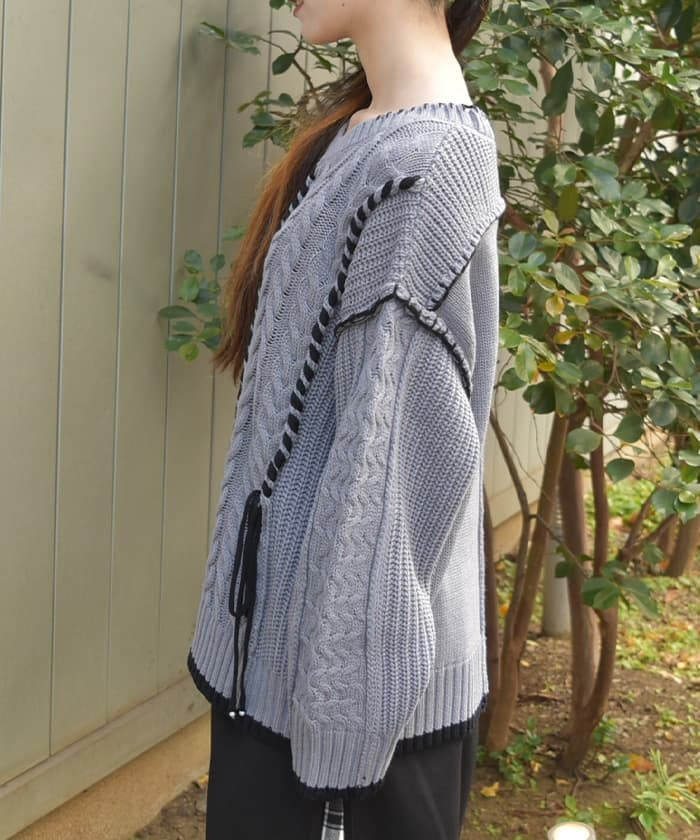 Bicolor Stitch Knit Pullover