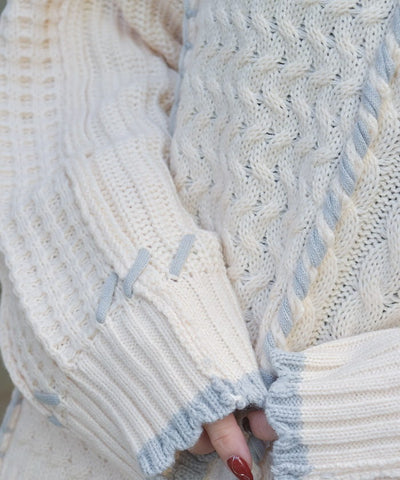 Bicolor Stitch Knit Pullover