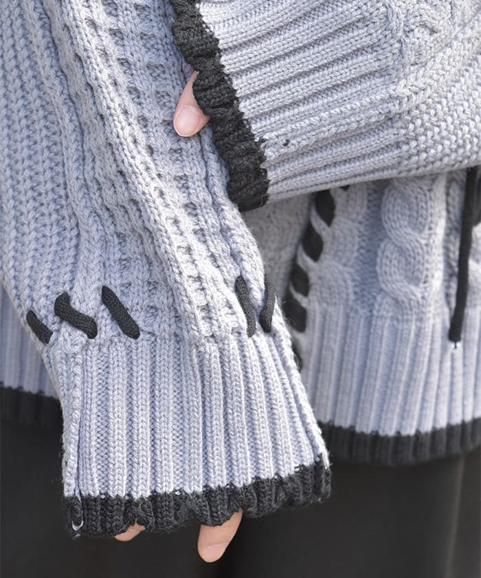 Bicolor Stitch Knit Pullover