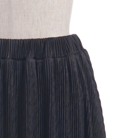 Cut-and-Sewn Pleated Frill Skirt