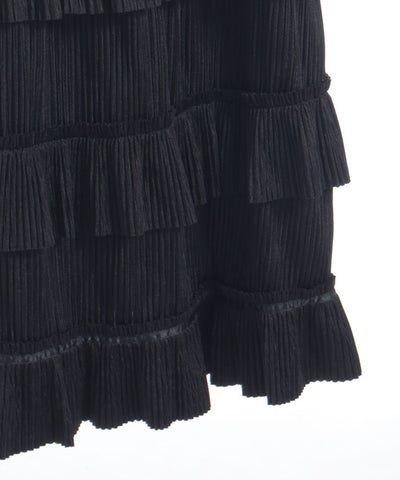 Cut-and-Sewn Pleated Frill Skirt