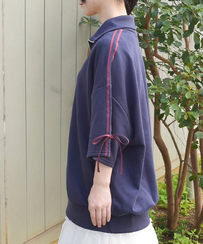 Ribbon Line Zip Sweatshirt