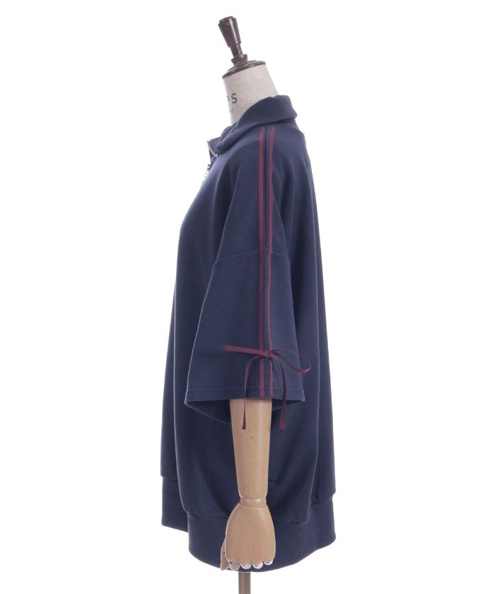 Ribbon Line Zip Sweatshirt