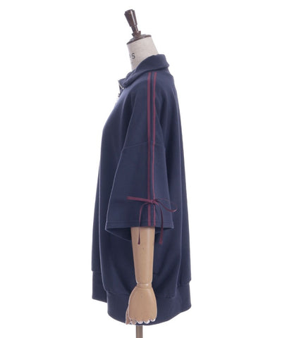 Ribbon Line Zip Sweatshirt