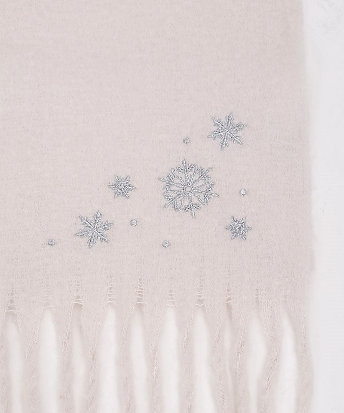 Snowflake Embroidery Stoll