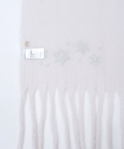 Snowflakes Embroidery Stoll