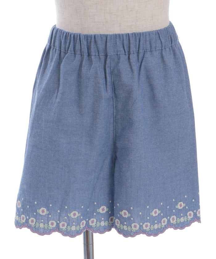 Flower Embroidery Short Pants