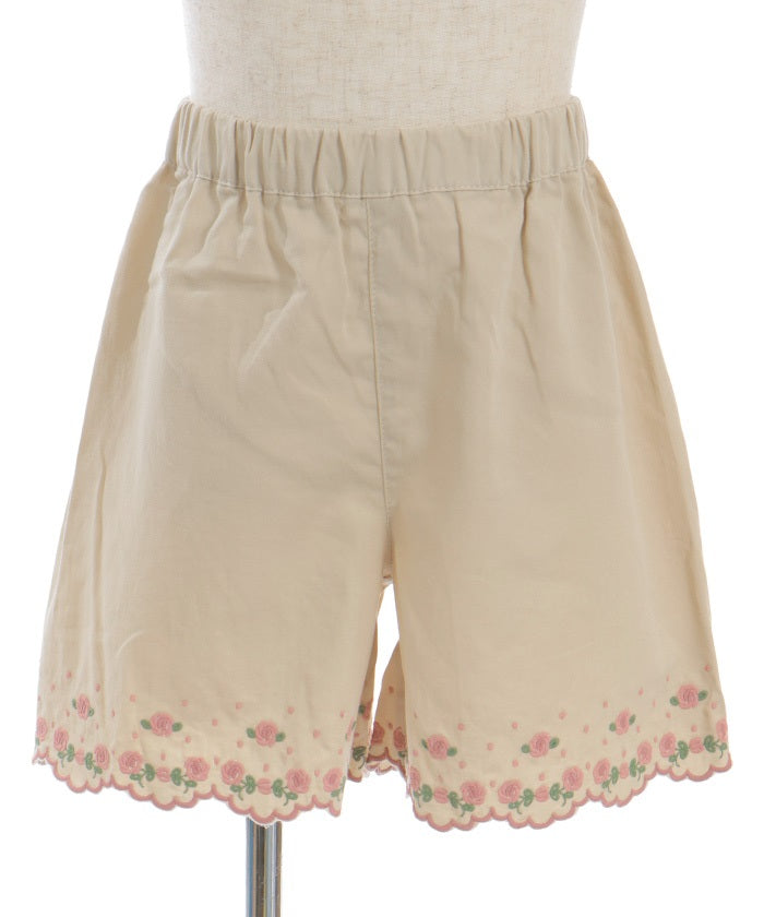 Flower Embroidery Short Pants