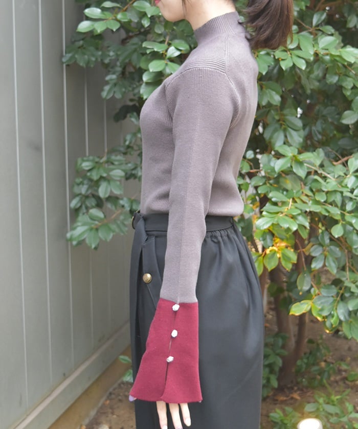 Bicolor Knit Pullover