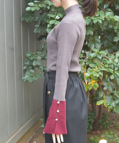 Bicolor Knit Pullover