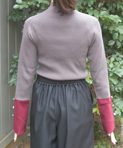 Bicolor Knit Pullover