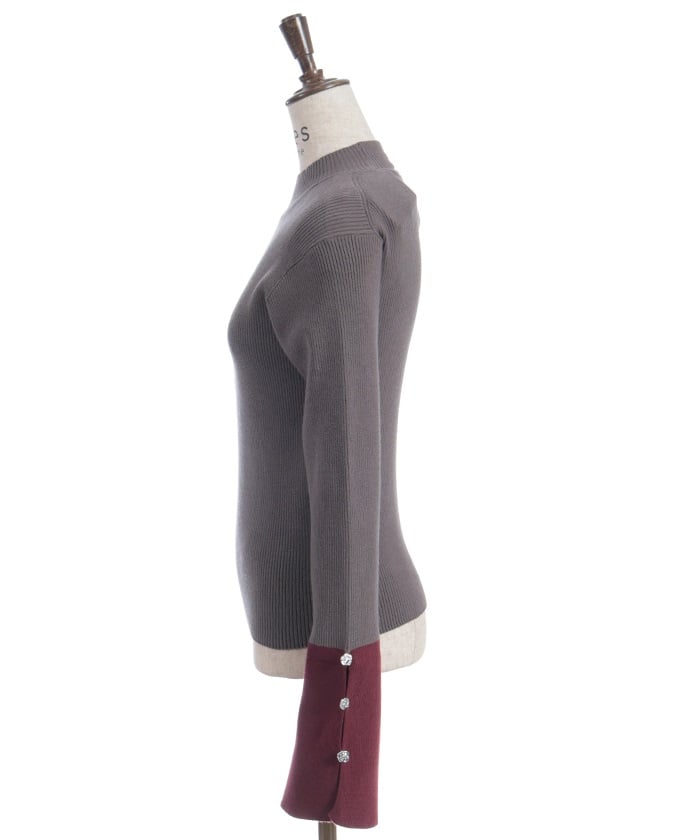 Bicolor Knit Pullover