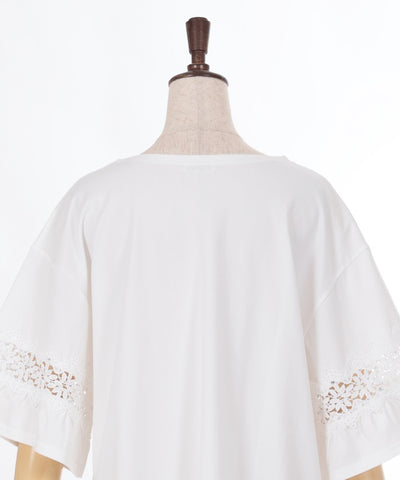 Sleeve Lace Long Cut-and-Sewn Pullover