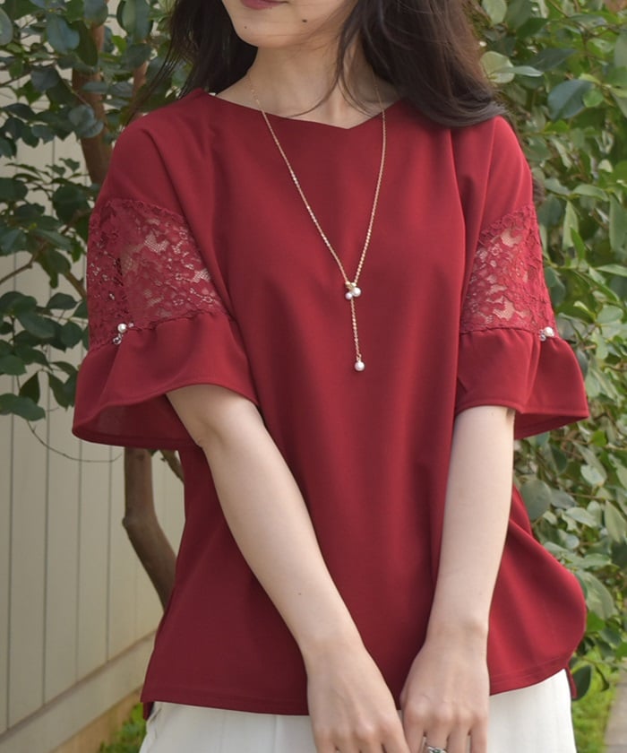 Sleeve Lace Panel Cut-and-Sewn Pullover