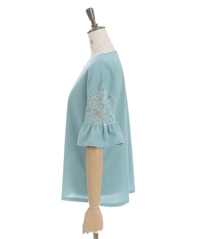 Sleeve Lace Panel Cut-and-Sewn Pullover