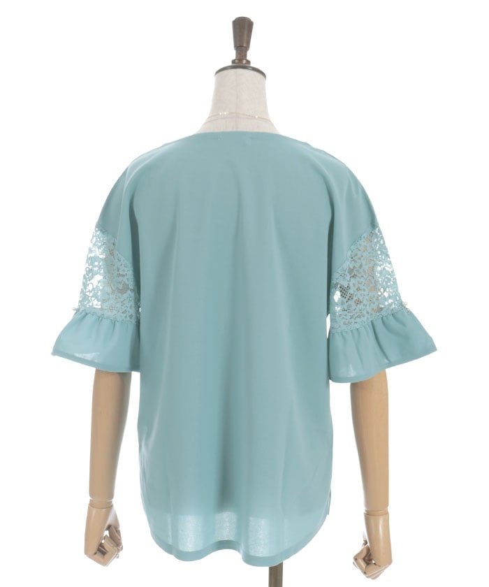 Sleeve Lace Panel Cut-and-Sewn Pullover