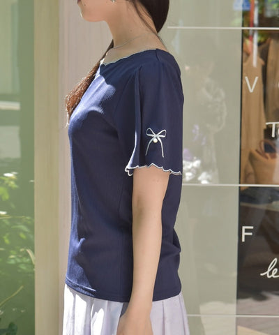 Ribbon & Scalloped Embroidery Pullover
