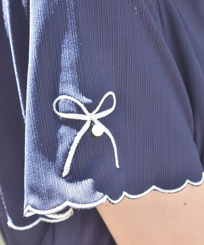 Ribbon & Scalloped Embroidery Pullover