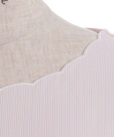 Ribbon & Scalloped Embroidery Pullover