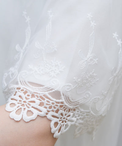 Lace Layered Sleeve Tulle Pullover