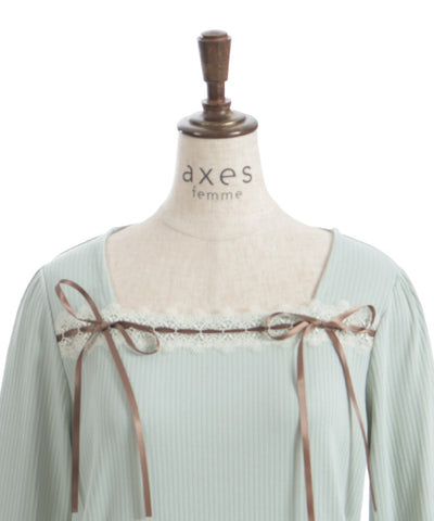 Square Neck Pullover with Ribbon