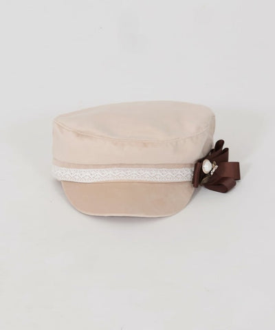 Velour Casquette with Brooch