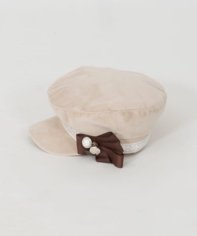 Velour Casquette with Brooch