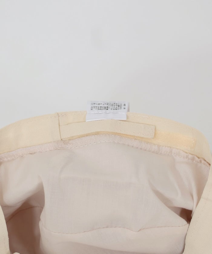 Velour Casquette with Brooch