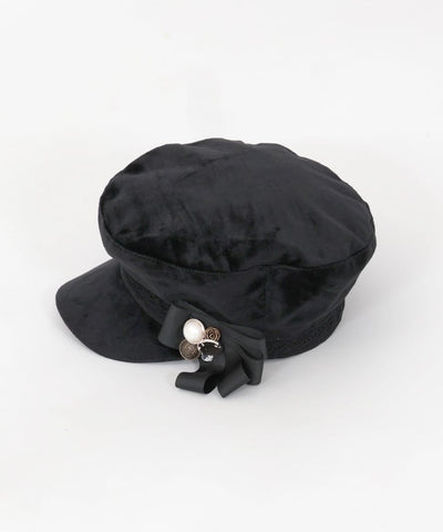 Velour Casquette with Brooch