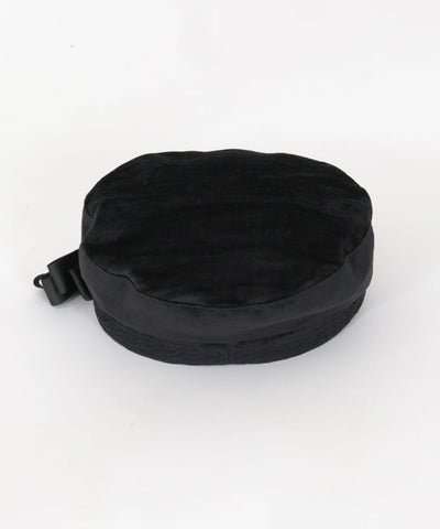 Velour Casquette with Brooch
