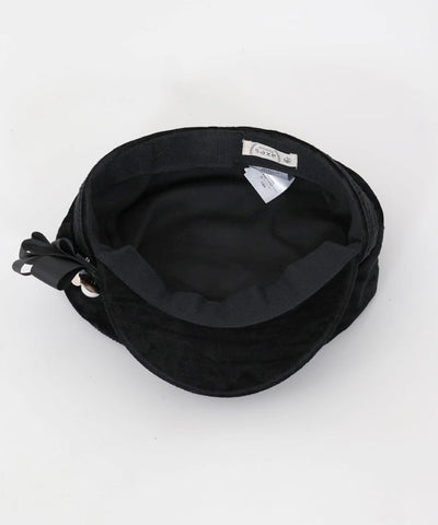 Velour Casquette with Brooch